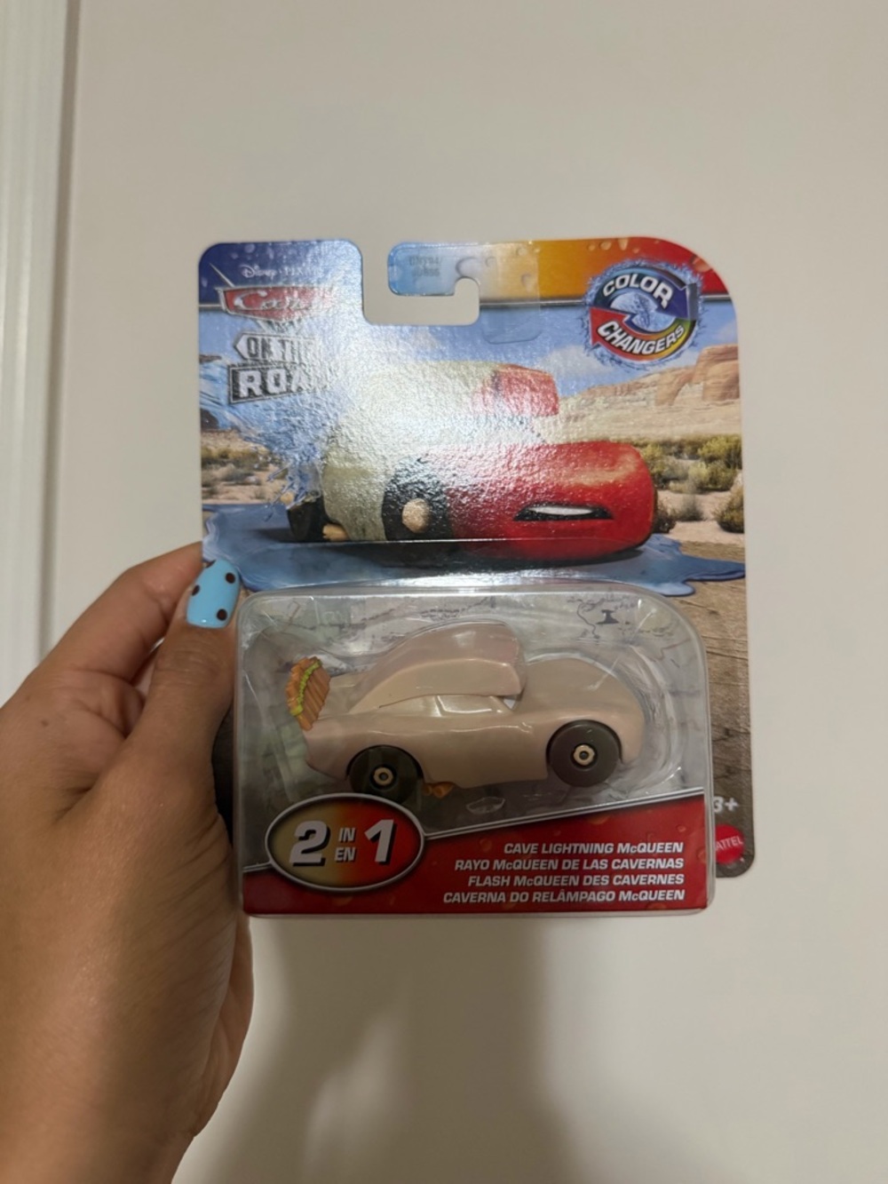 Mattel Cars Cave Lightning McQueen Color-Changing Beige Toy Car